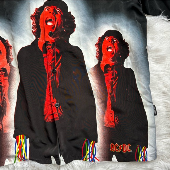 🎱[ AC/DC ] Silk- Feel Angus Young Powerage Lounge Button Up Shirt - Picture 6 of 7